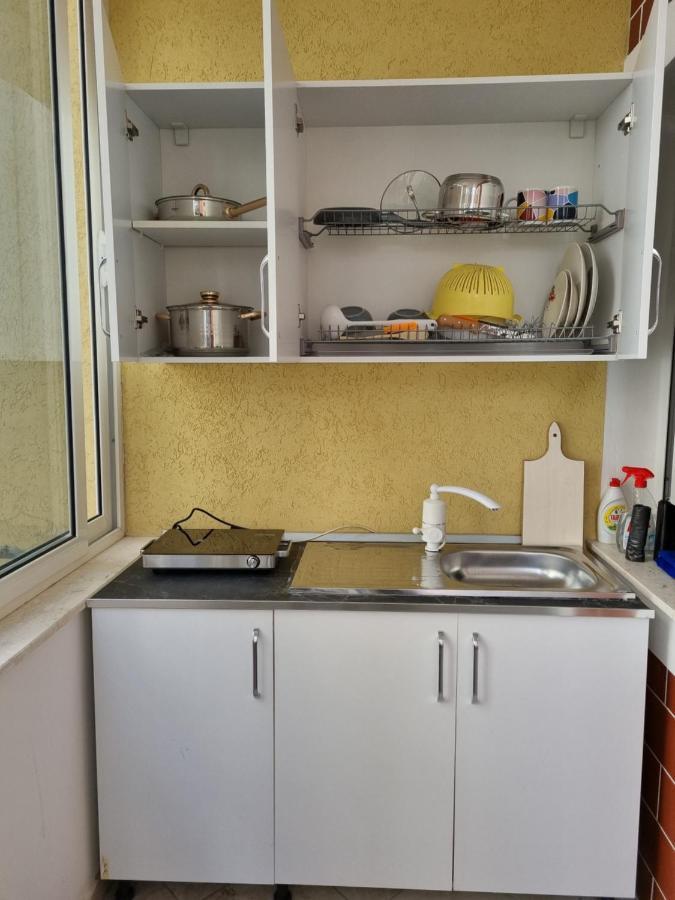 New Modern Studio In Central *